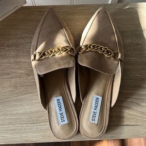 Steve Madden faux leather flats